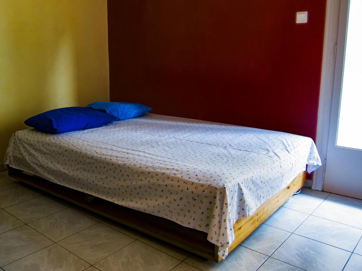 Antonio'S Guest House เอเธนส์ ภายนอก รูปภาพ