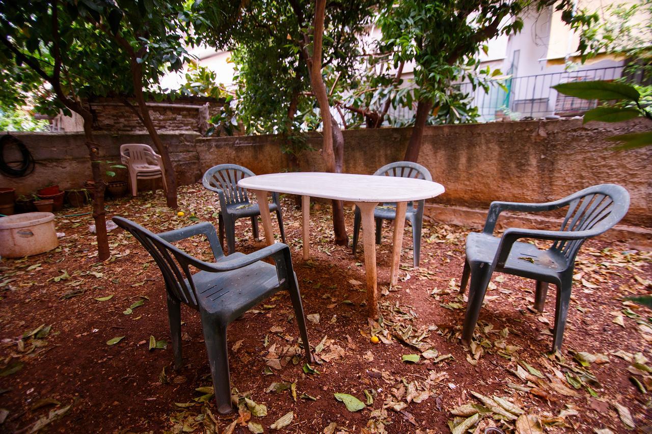 Antonio'S Guest House เอเธนส์ ภายนอก รูปภาพ