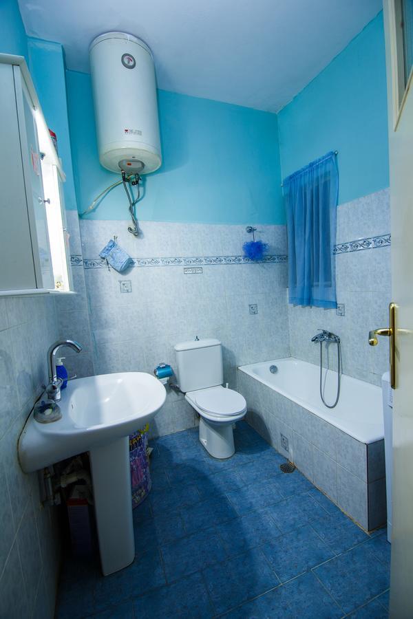 Antonio'S Guest House เอเธนส์ ภายนอก รูปภาพ
